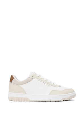 Tommy Hilfiger logo sneakers - White