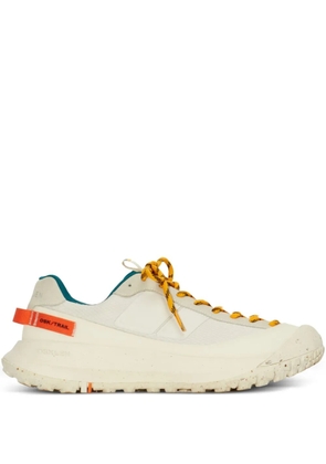 Osklen Trail rubber-sole hiking sneakers - White