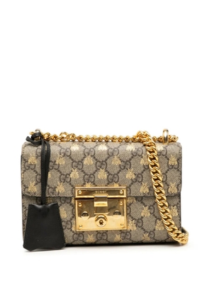 Gucci Pre-Owned 2016-2026 Small GG Supreme Bee Padlock crossbody bag - Brown