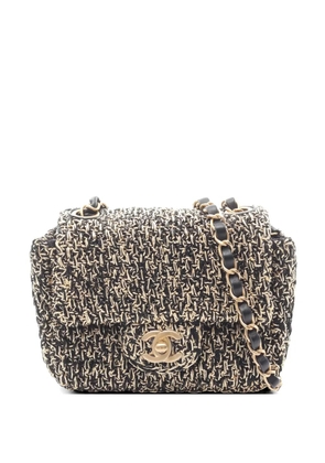 CHANEL Pre-Owned 2019 Small Matelasse Flap tweed chain shoulder bag - Black