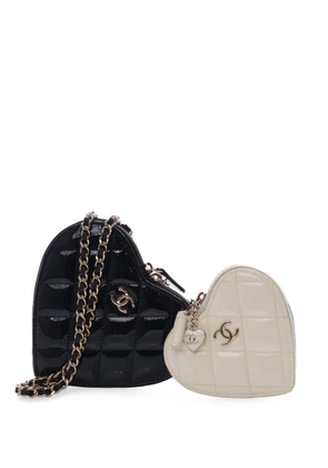 CHANEL Pre-Owned 2021-2026 Quilted Patent Duo Heart Clutch with Chain crossbody bag - Black