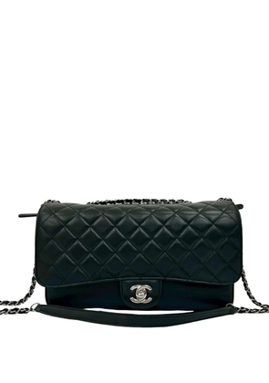 CHANEL Pre-Owned 2012 Quilted Lambskin Clams Pocket Accordion Flap crossbody bag - Black
