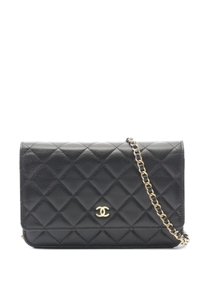 CHANEL Pre-Owned 2021 Matelasse quilted chain wallet - Black