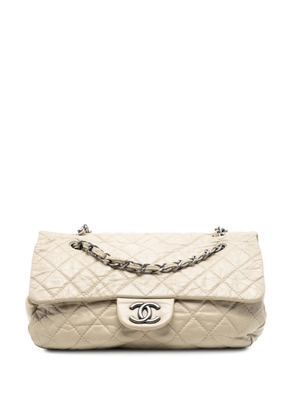 CHANEL Pre-Owned 2009-2010 CC Quilted Aged Calfskin Flap crossbody bag - Brown