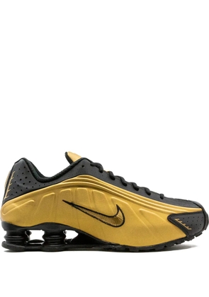 Nike Shox R4 low-top sneakers - Gold