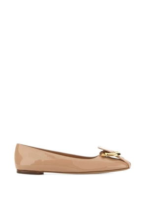 Ferragamo Gancini leather oxide ballet flats - Neutrals