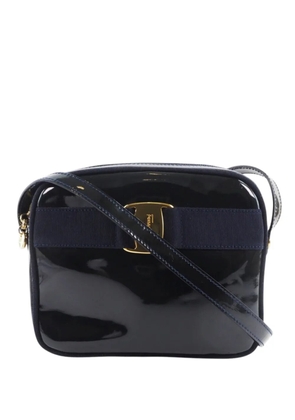 Ferragamo Pre-Owned 2010-2026 Patent Vara crossbody bag - Blue
