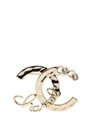 CHANEL Pre-Owned 2022 Gold Plated CC Logo Crystal Brooch costume brooch