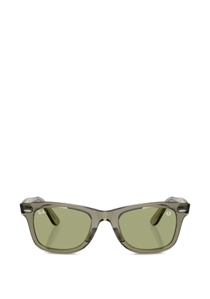 Ray-Ban Star Wars™ Master Yoda Wayfarer sunglasses - Green