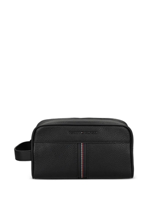 Tommy Hilfiger stripe textured wash bag - Black