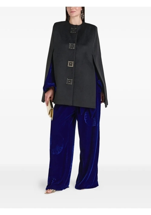 Themis Z Infinity square button cape - Black