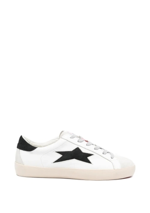 Ishikawa star appliqué leather sneakers - White