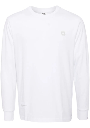 AAPE BY *A BATHING APE® logo-patch long-sleeved T-shirt - White