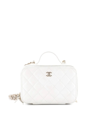 CHANEL Pre-Owned Double Zip CC Vanity Case Quilted Shiny Lambskin Small pouch - White
