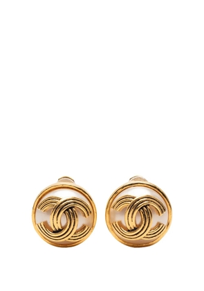 CHANEL Pre-Owned 1994 Gold Plated CC Faux Pearl Round Clip on Earrings costume earrings