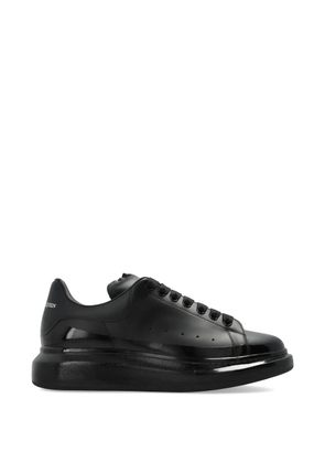 Alexander McQueen Oversized leather sneakers - Black