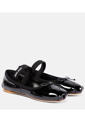 Miu Miu Logo patent leather ballet flats