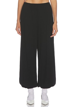 The Row Fiamma Pant in Black - Black. Size L (also in ).