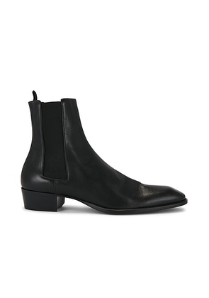 Saint Laurent Stanton Chelsea Boot in Noir - Black. Size 41 (also in 42, 43, 45).