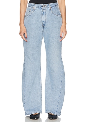 Aligrace Vintage Ultra Wide Leg Jeans in Light Medium - Blue. Size 28 (also in ).