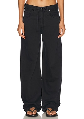 Citizens of Humanity Brynn Drawstring Trouser in Carob - Black. Size 23 (also in 24, 25, 26, 27, 28, 29, 30, 32, 33, 34).