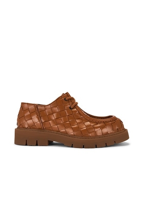 Bottega Veneta Deep Calf Weave Haddock Lace Up in Light Wood - Brown. Size 42 (also in 43, 44).