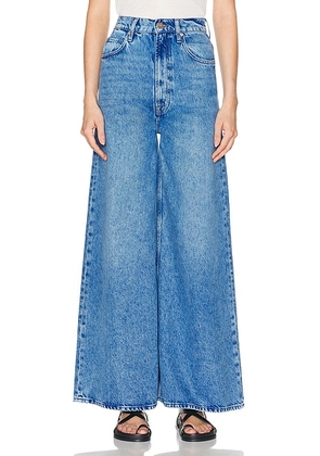 MOTHER SNACKS! The Sugar Cone Skimp Jeans in Mouthful - Denim-Medium. Size 29 (also in ).