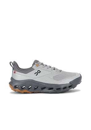 On Cloudhorizon 2 in Alloy & Rock - Grey. Size 10 (also in 10.5, 11, 11.5, 12, 12.5, 13, 7, 7.5, 8, 8.5, 9, 9.5).