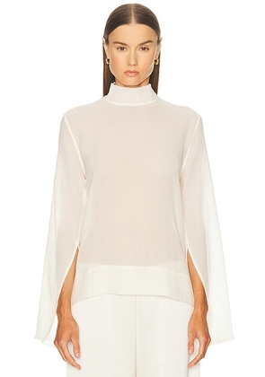 Toteme Slit Sleeve Blouse in Ecru - Ivory. Size 38 (also in 40).