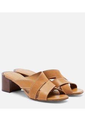 Tod's Leather sandals