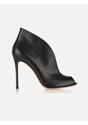 Gianvito Rossi - Vamp 105 Leather Ankle Boots - Black - IT34,IT40.5