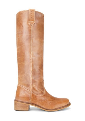 Dico Copenhagen Ann Gaucho Boot in Tan. Size 38. Also in 36, 37, 39, 40, 41.