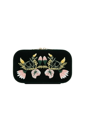 Wolf 1834 Zoe Travel Zip Case in Green.