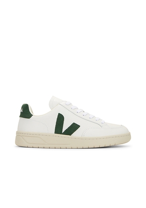 Veja V-12 Sneakers in White. Size 43. Also in 44, 45.