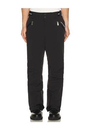 Perfect Moment Chamonix Ski Pant Ii in Black. Size XL/1X. Also in L.