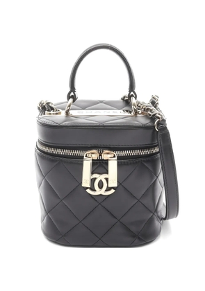 CHANEL Pre-Owned 2021 Trendy CC quilted leather vanity bag - Black