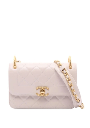 CHANEL Pre-Owned 2021-2025 CC Quilted Lambskin Chain Flap crossbody bag - Pink