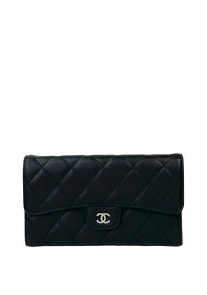 CHANEL Pre-Owned 2006-2008 Classic CC Quilted Lambskin Flap Wallet long wallets - Black
