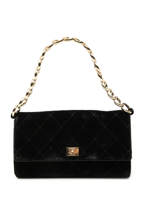 CHANEL Pre-Owned 2002-2003 CC Quilted Velvet Chain shoulder bag - Black