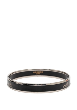 Hermès Pre-Owned 1990-2010 Narrow Enamel Calech Bangle Bracelet 65 costume bracelet - Black