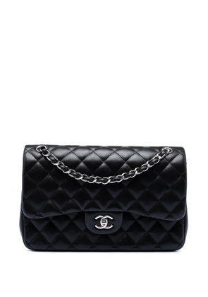CHANEL Pre-Owned 2012 Jumbo Classic Lambskin Double Flap shoulder bag - Black