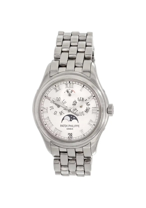 Patek Philippe Pre-Owned Annual Calendar 37mm watch - White