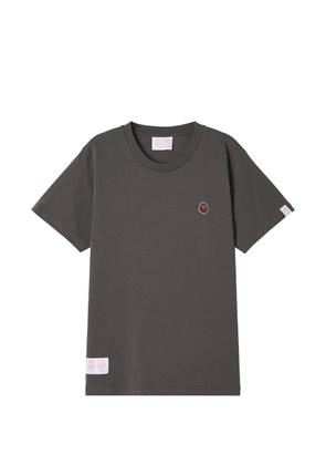 FINGERCROXX logo-patch T-shirt - Grey