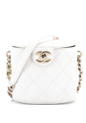 CHANEL Pre-Owned Resin Elegant Chain Tubular Vanity Case Quilted Lambskin Small crossbody bag - White