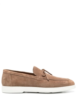 Doucal's lace-detailing suede loafers - Brown