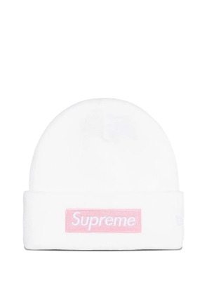 Supreme x New Era® logo beanie hat - White