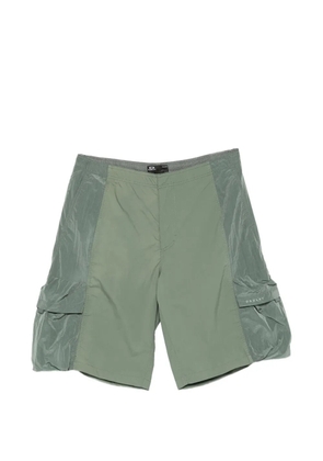 Oakley panelled cargo shorts - Green
