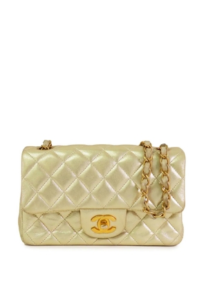 CHANEL Pre-Owned 2021-2025 Mini Rectangular Classic Metallic Lambskin Single Flap crossbody bag - Gold