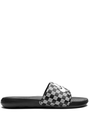 Nike Victori One logo-print slides - Black
