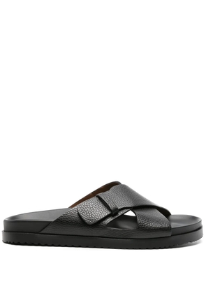 Doucal's crossover-straps leather slides - Black